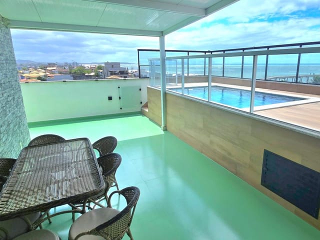 Cobertura / Penthouse com 182m² 3 quartos e 3 banheiros, à venda, no bairro Costazul em Rio das Ostras