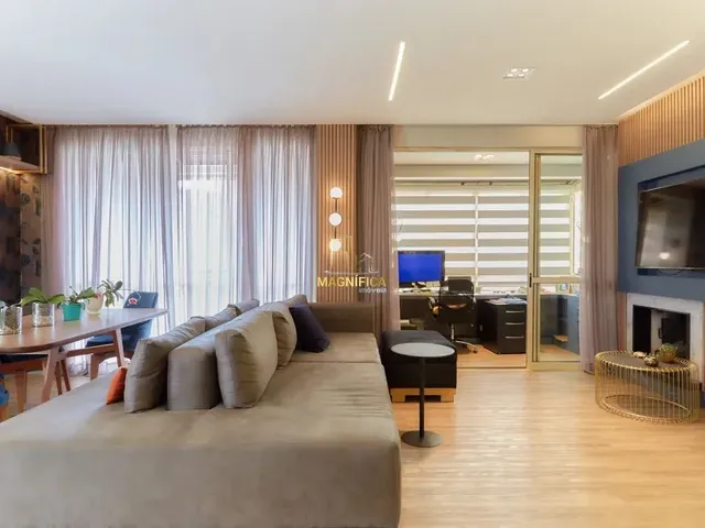 Cobertura / Penthouse 3 quartos e 6 banheiros, à venda, no bairro Bigorrilho em Curitiba