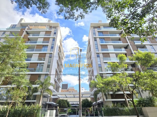 Cobertura / Penthouse 3 quartos e 7 banheiros, à venda, no bairro Seminário em Curitiba