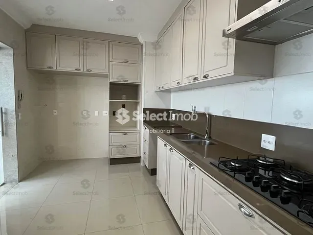 Cobertura / Penthouse com 250m² 3 quartos e 1 banheiro, para alugar, no bairro Vila Floresta em Santo André