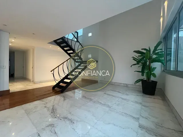 Cobertura / Penthouse 4 quartos e 5 banheiros, à venda, no bairro Savassi em Belo Horizonte