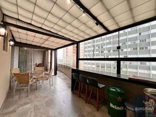 Cobertura / Penthouse 3 quartos e 4 banheiros, à venda, no bairro Champagnat em Curitiba