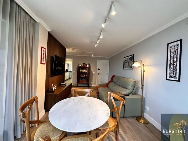 Cobertura / Penthouse 3 quartos e 4 banheiros, à venda, no bairro Champagnat em Curitiba