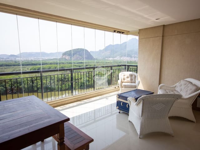 Cobertura / Penthouse com 400m² 4 quartos e 7 banheiros, à venda, no bairro Barra da Tijuca em Rio de Janeiro