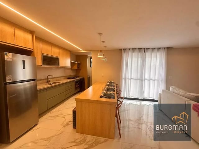 Cobertura / Penthouse 3 quartos e 3 banheiros, para alugar, no bairro Fanny em Curitiba