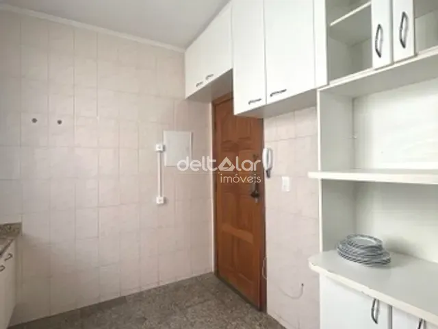 Cobertura / Penthouse com 140m² 3 quartos e 1 banheiro, para alugar, no bairro Santa Amélia em Belo Horizonte
