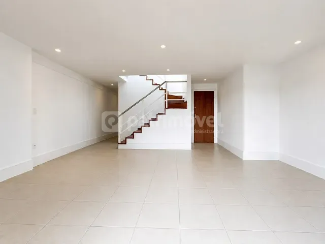Cobertura / Penthouse 4 quartos e 6 banheiros, para alugar, no bairro Barra da Tijuca em Rio de Janeiro