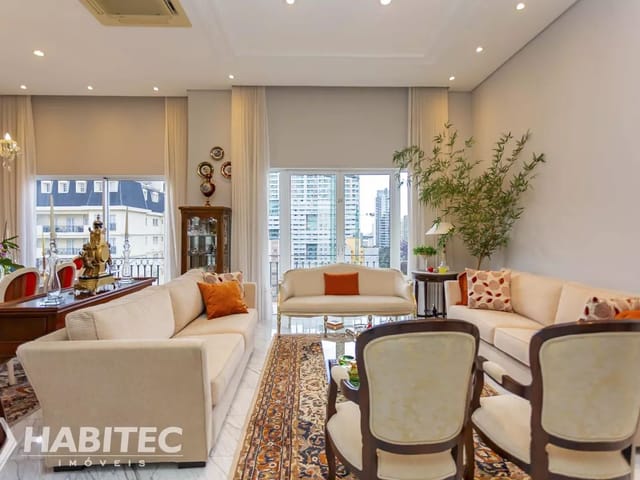 Cobertura / Penthouse 4 quartos e 6 banheiros, à venda, no bairro Batel em Curitiba