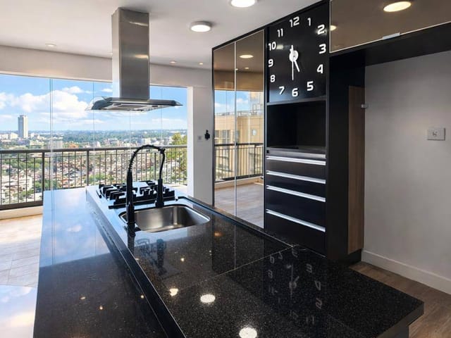 Cobertura / Penthouse com 160m² 2 quartos e 3 banheiros, à venda, no bairro Jardim Tupanci em Barueri
