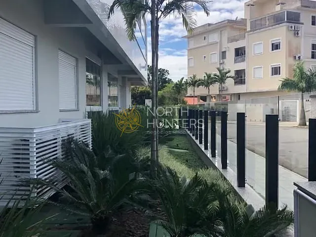 Cobertura / Penthouse com 165m² 2 quartos e 2 banheiros, à venda, no bairro Canasvieiras em Florianópolis