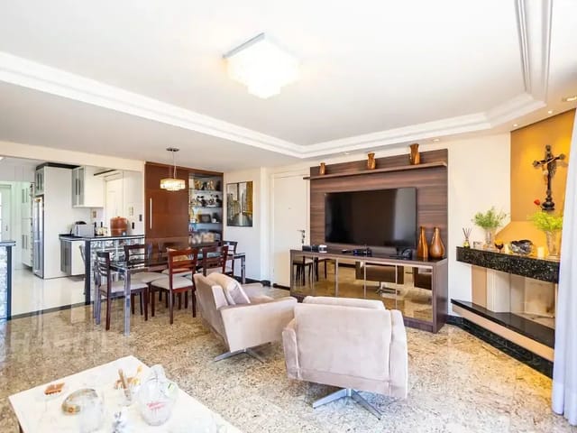 Cobertura / Penthouse 4 quartos e 8 banheiros, à venda, no bairro Água Verde em Curitiba