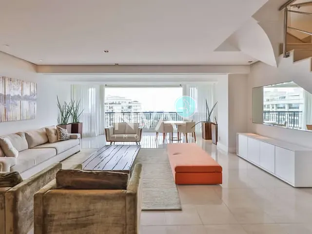 Cobertura / Penthouse com 598m² 4 quartos e 8 banheiros, à venda, no bairro Barra da Tijuca em Rio de Janeiro