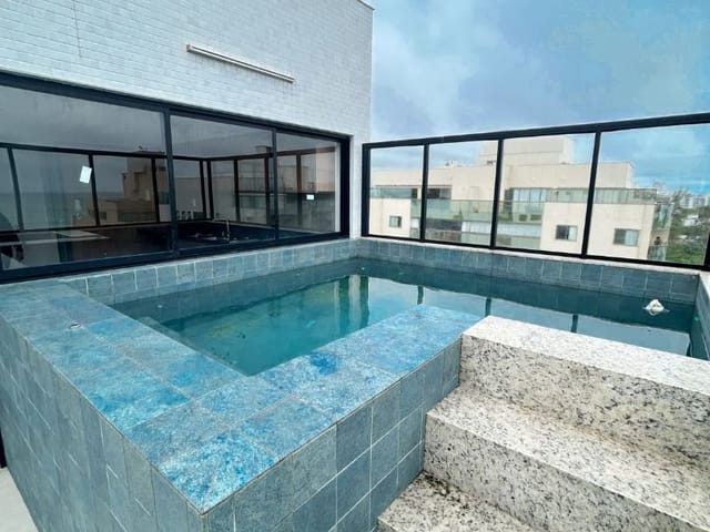 Cobertura / Penthouse com 190m² 3 quartos e 5 banheiros, à venda, no bairro Praia do Pecado em Macaé