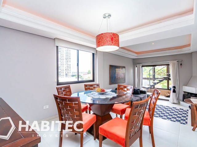 Cobertura / Penthouse 4 quartos e 5 banheiros, à venda, no bairro Cabral em Curitiba