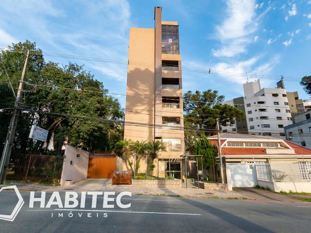 Cobertura / Penthouse 4 quartos e 5 banheiros, à venda, no bairro Cabral em Curitiba