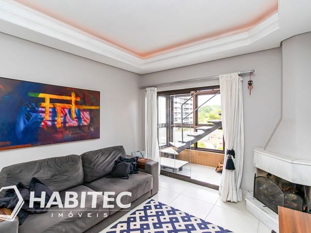 Cobertura / Penthouse 4 quartos e 5 banheiros, à venda, no bairro Cabral em Curitiba