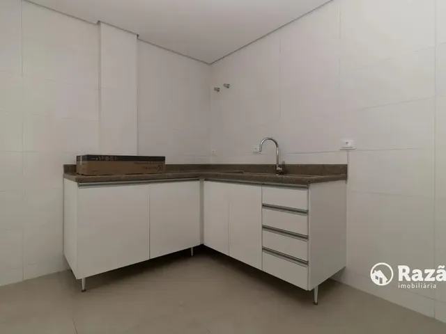Cobertura / Penthouse 3 quartos e 4 banheiros, para alugar, no bairro Guabirotuba em Curitiba