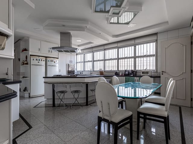 Cobertura / Penthouse com 600m² 5 quartos e 6 banheiros, à venda, no bairro Jardim Paulista em São Paulo