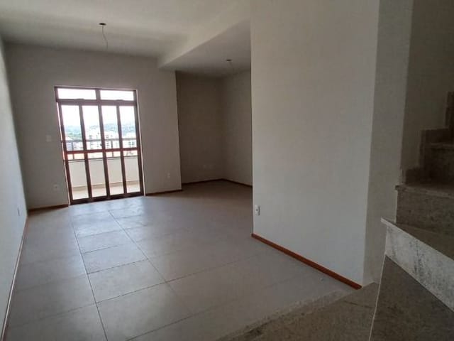 Cobertura / Penthouse 3 quartos e 3 banheiros, à venda, no bairro São Mateus em Juiz de Fora