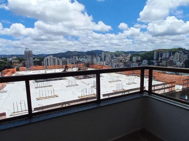 Cobertura / Penthouse 3 quartos e 3 banheiros, à venda, no bairro São Mateus em Juiz de Fora