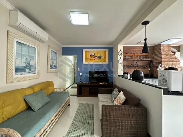 Cobertura / Penthouse 4 quartos e 5 banheiros, à venda ou para alugar, no bairro Enseada em Rua França Pinto