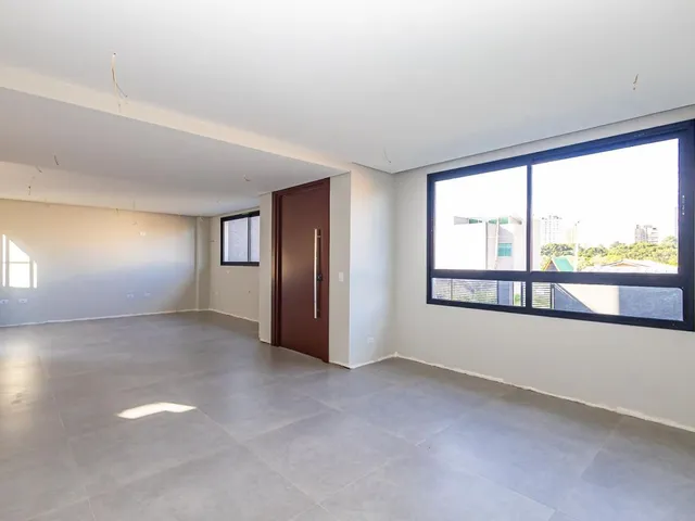 Sobrado 3 quartos e 5 banheiros, à venda, no bairro Ecoville em Curitiba