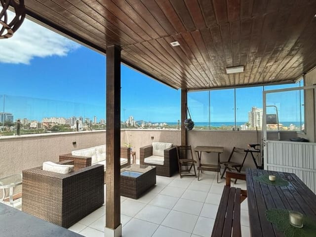 Cobertura / Penthouse com 132m² 3 quartos e 2 banheiros, à venda, no bairro Granja dos Cavaleiros em Macaé