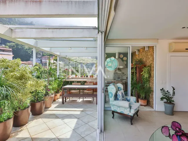 Cobertura / Penthouse com 330m² 4 quartos e 4 banheiros, à venda, no bairro Lagoa em Rio de Janeiro