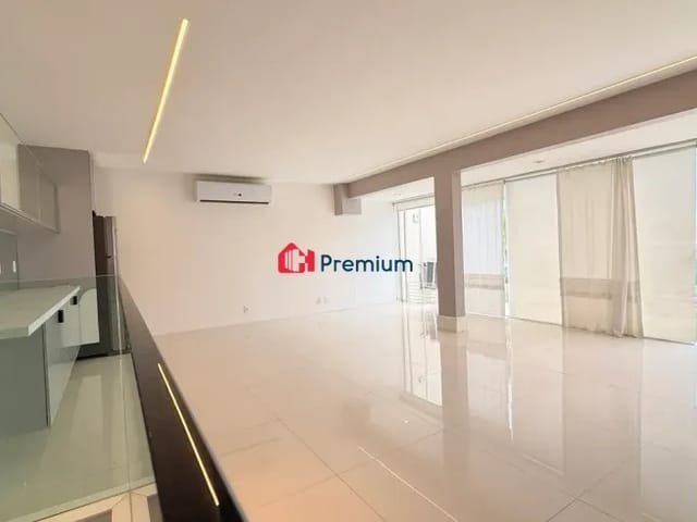 Cobertura / Penthouse 2 quartos e 4 banheiros, à venda ou para alugar, no bairro Barra da Tijuca em Rio de Janeiro