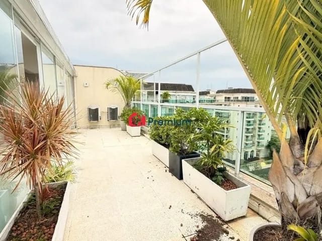 Cobertura / Penthouse 2 quartos e 4 banheiros, à venda ou para alugar, no bairro Barra da Tijuca em Rio de Janeiro