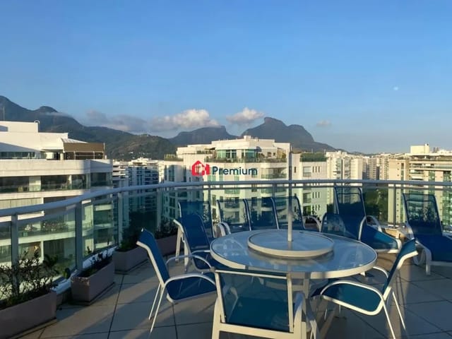 Cobertura / Penthouse 4 quartos e 7 banheiros, à venda, no bairro Barra da Tijuca em Rio de Janeiro