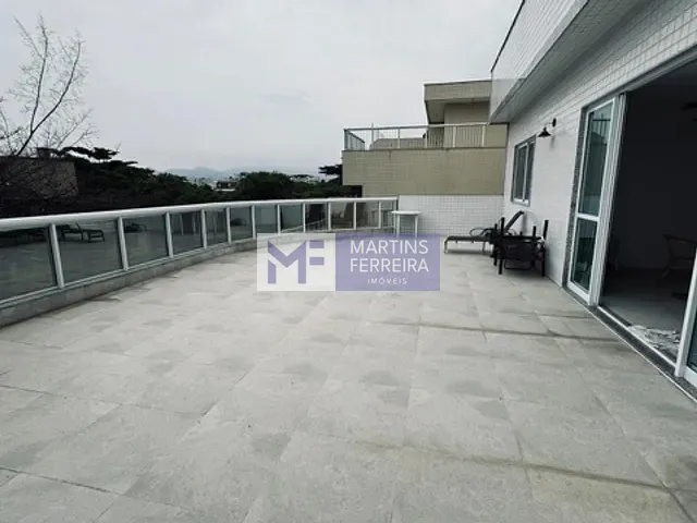 Cobertura / Penthouse com 360m² 4 quartos e 6 banheiros, para alugar, no bairro Recreio dos Bandeirantes em Rio de Janeiro