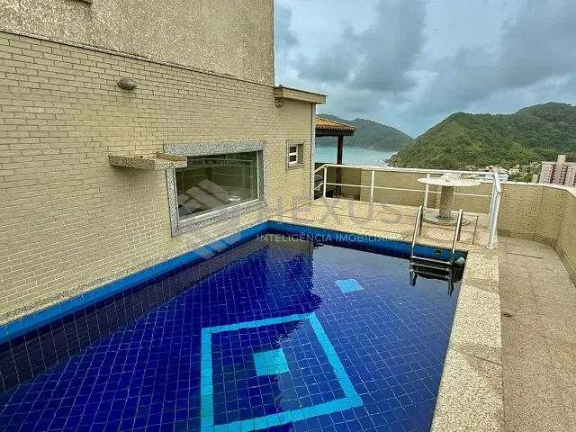 Cobertura / Penthouse 3 quartos e 3 banheiros, à venda ou para alugar, no bairro Tombo em Guarujá