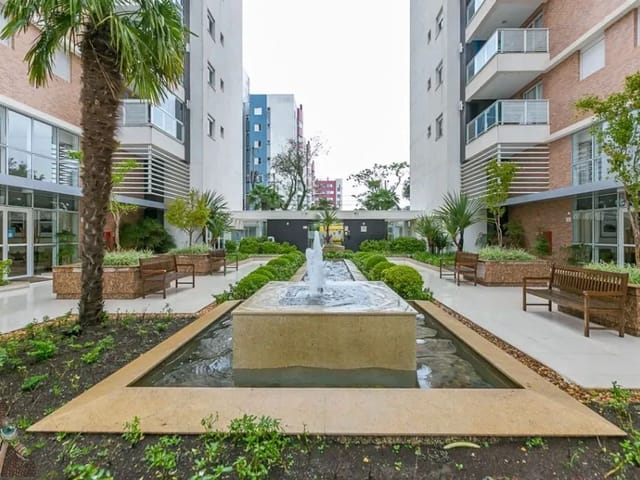 Cobertura / Penthouse 3 quartos e 2 banheiros, à venda, no bairro Bacacheri em Curitiba