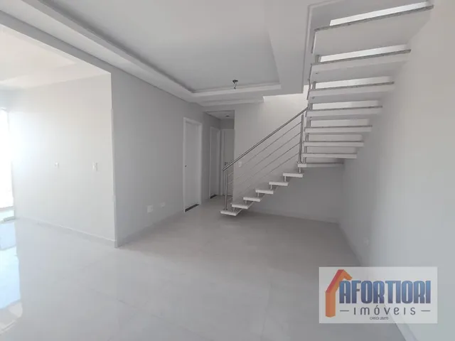 Cobertura / Penthouse 3 quartos e 1 banheiro, à venda, no bairro Pinheirinho em Curitiba