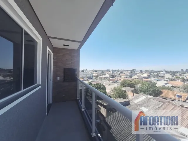 Cobertura / Penthouse 3 quartos e 1 banheiro, à venda, no bairro Pinheirinho em Curitiba