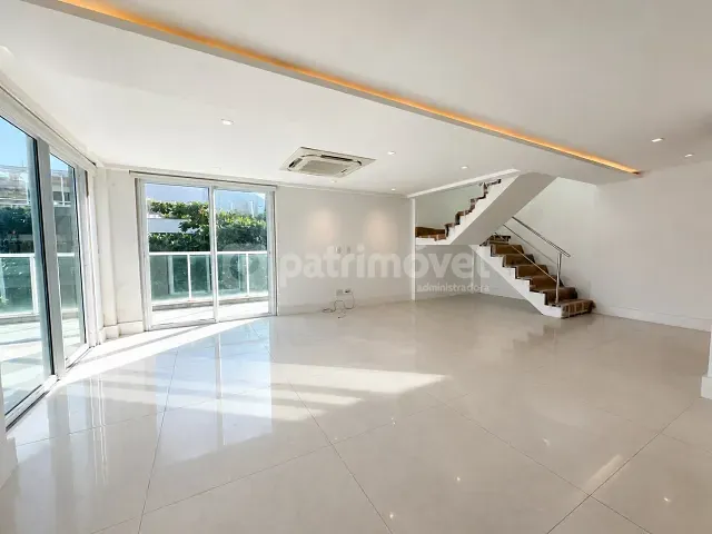 Cobertura / Penthouse 3 quartos e 4 banheiros, para alugar, no bairro Leblon em Rio de Janeiro