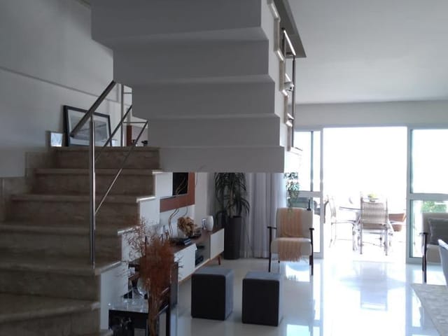 Cobertura / Penthouse 3 quartos e 4 banheiros, à venda, no bairro Glória em Macaé