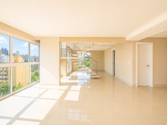 Cobertura / Penthouse com 326m² 4 quartos e 5 banheiros, à venda, no bairro Alto da Glória em Curitiba