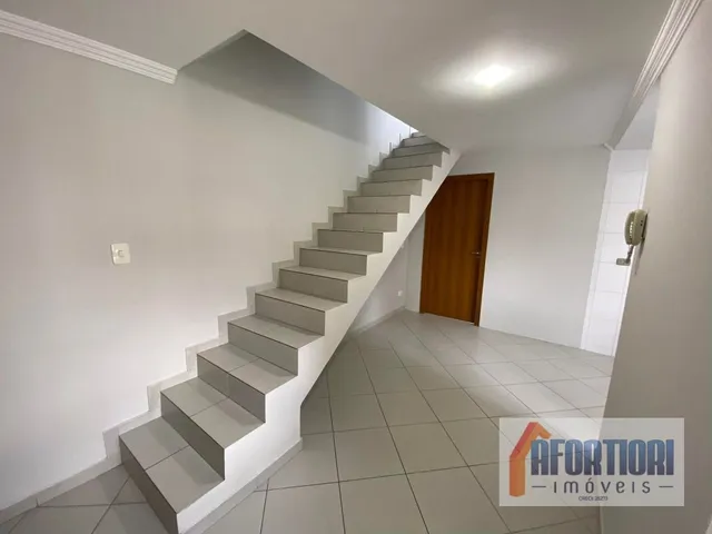 Cobertura / Penthouse 1 quarto e 2 banheiros, à venda, no bairro Centro em Curitiba