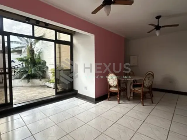 Cobertura / Penthouse 3 quartos e 2 banheiros, para alugar, no bairro Enseada em Guarujá