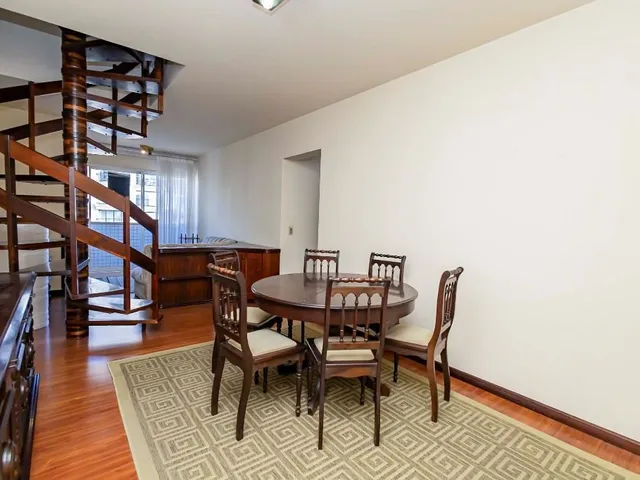 Cobertura / Penthouse 3 quartos e 5 banheiros, à venda, no bairro Água Verde em Curitiba