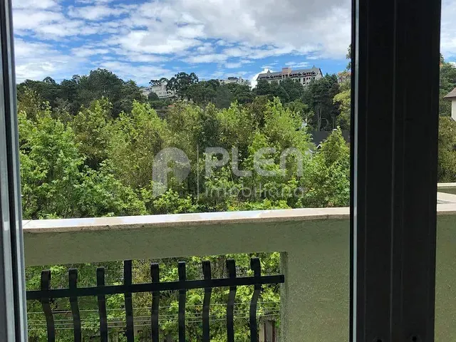 Cobertura / Penthouse com 354m² 5 quartos e 7 banheiros, à venda, no bairro Capivari em Campos do Jordão