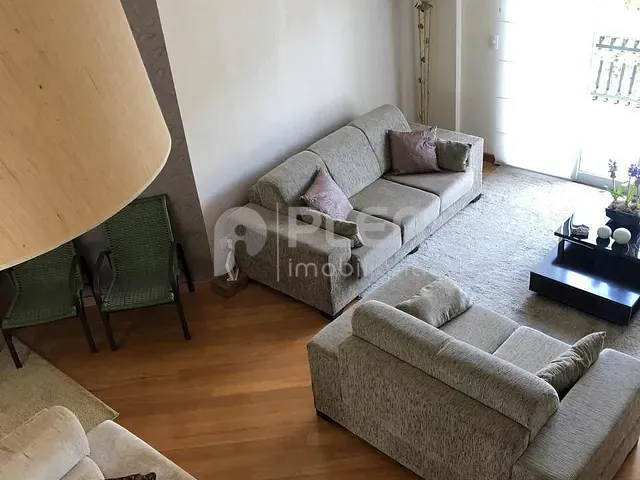 Cobertura / Penthouse com 354m² 5 quartos e 7 banheiros, à venda, no bairro Capivari em Campos do Jordão