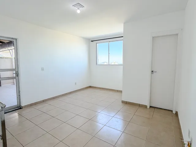 Cobertura / Penthouse 2 quartos e 2 banheiros, à venda, no bairro Glória em Macaé