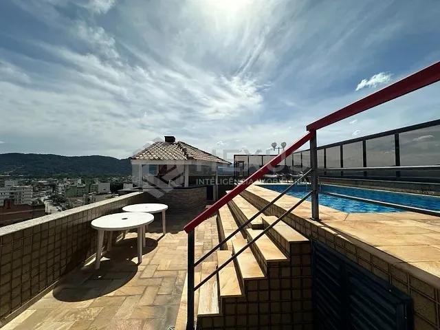Cobertura / Penthouse 3 quartos e 3 banheiros, para alugar, no bairro Enseada em Guarujá