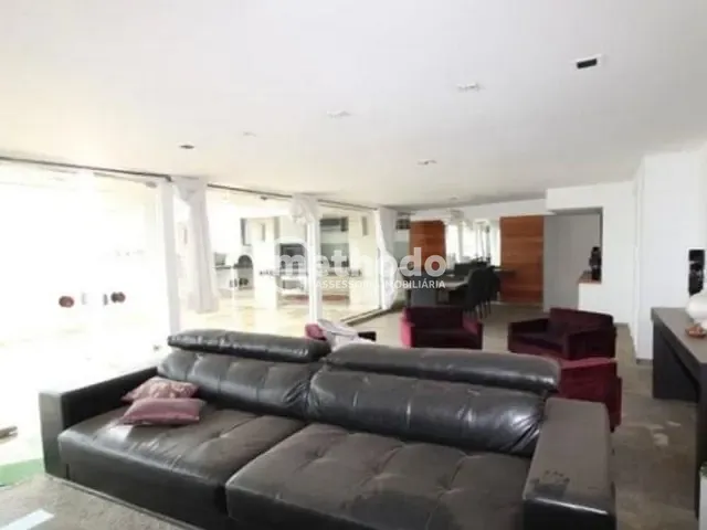 Cobertura / Penthouse com 300m² 4 quartos e 4 banheiros, à venda, no bairro Cambuí em Campinas