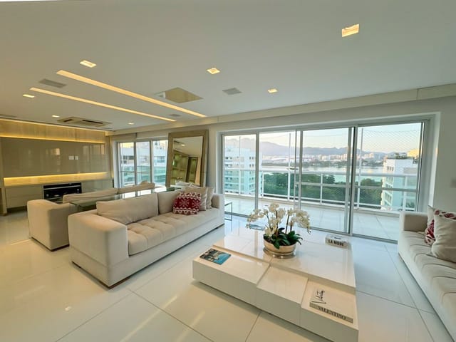 Cobertura / Penthouse com 364m² 3 quartos e 4 banheiros, à venda, no bairro Barra da Tijuca em Rio de Janeiro