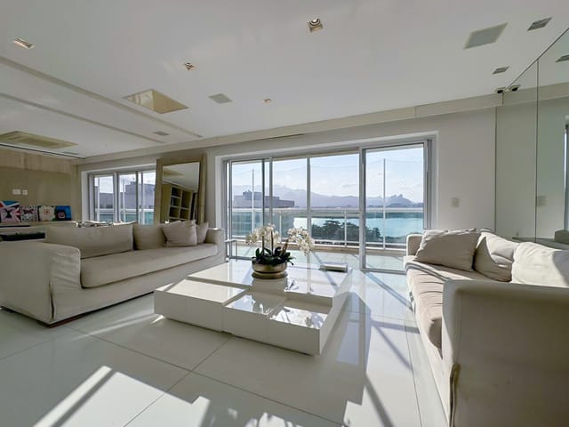 Cobertura / Penthouse com 364m² 3 quartos e 4 banheiros, à venda, no bairro Barra da Tijuca em Rio de Janeiro