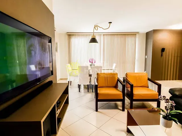 Cobertura / Penthouse com 220m² 2 quartos e 2 banheiros, para alugar, no bairro Jurerê internacional em Florianópolis